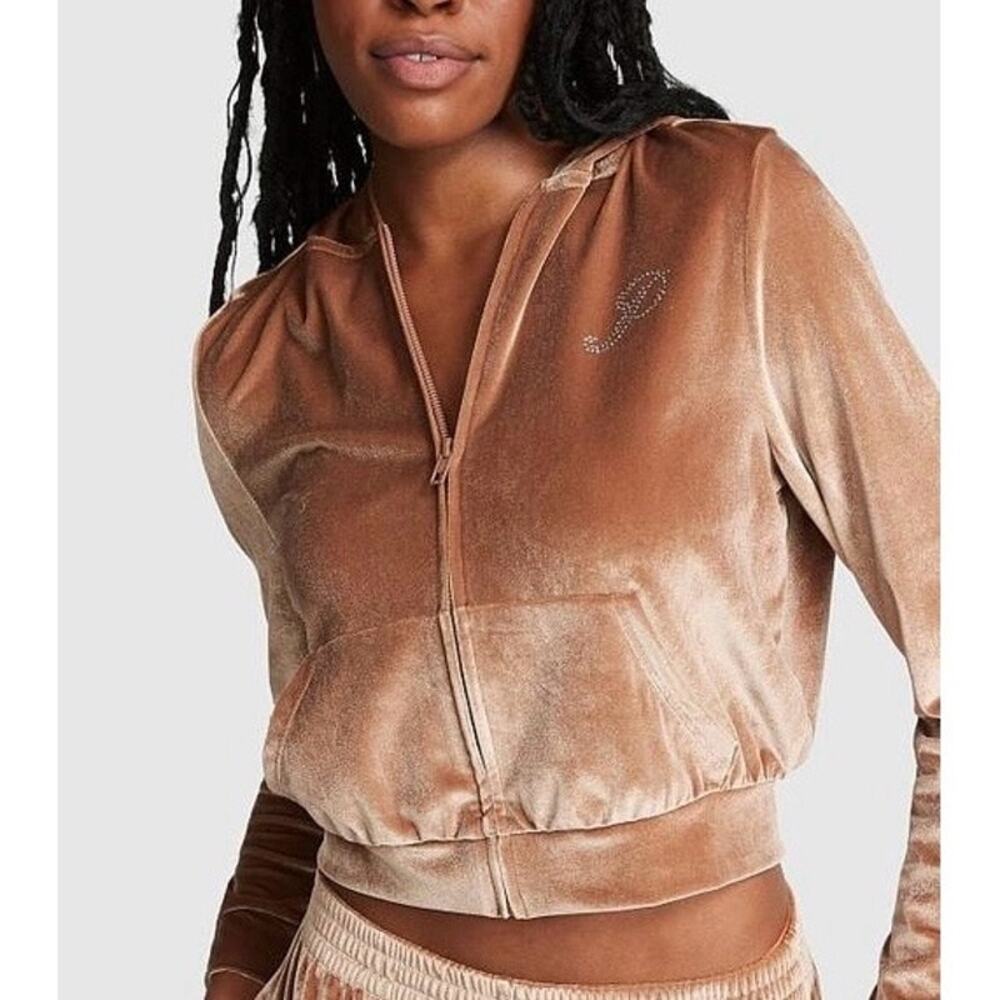 NWT Victoria’s Secret PINK Caramel Velour Shine Logo Crop Hoodie. Size XS